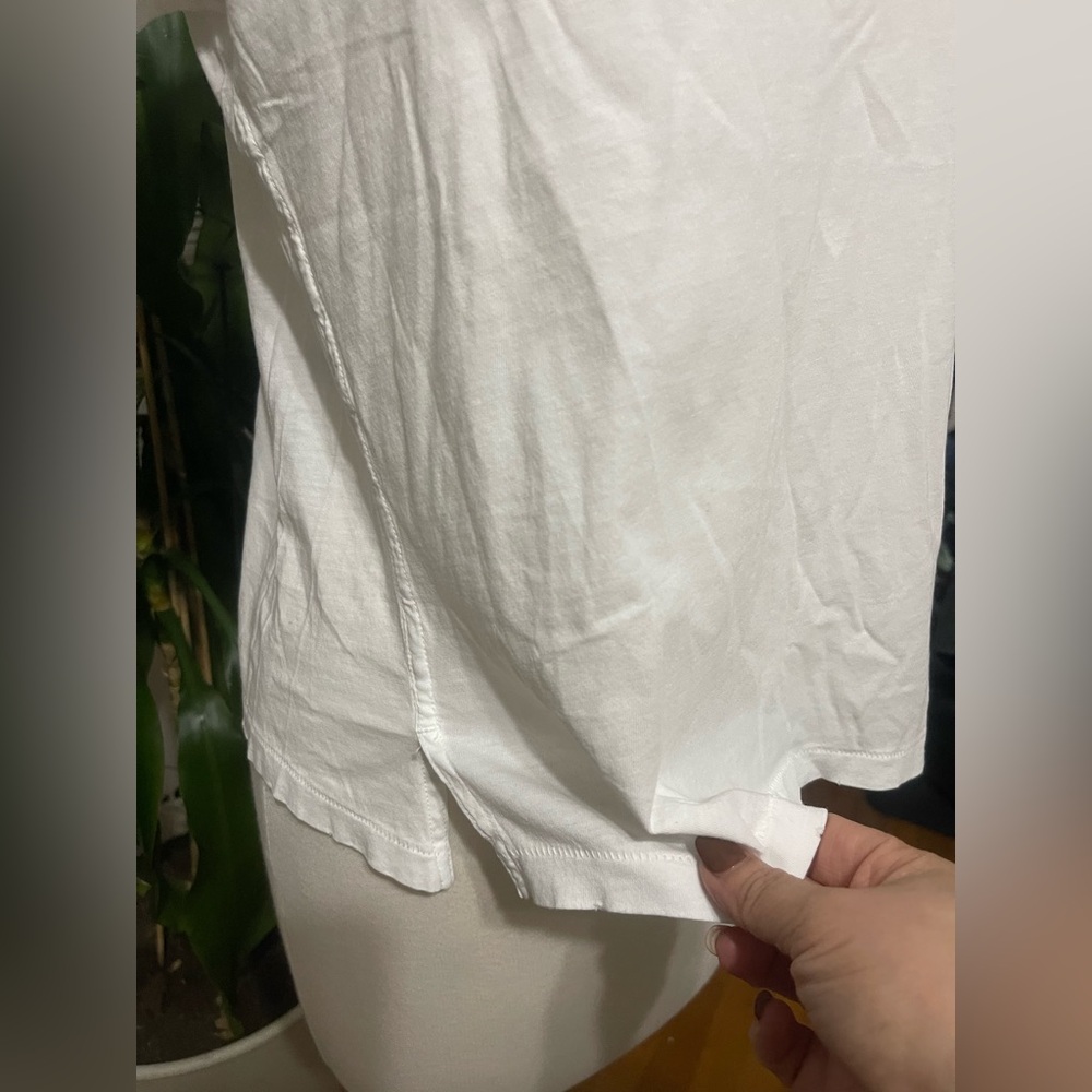 AMO Crisp White Short Sleeve Tee